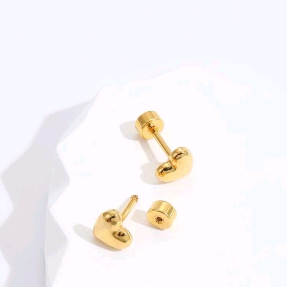 18K Small Gold Plated Heart Stud Childrens Earrings for Girls - Picture 2 of 3